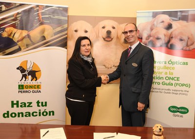 Firma del acuerdo entre FOPG y Specsavers